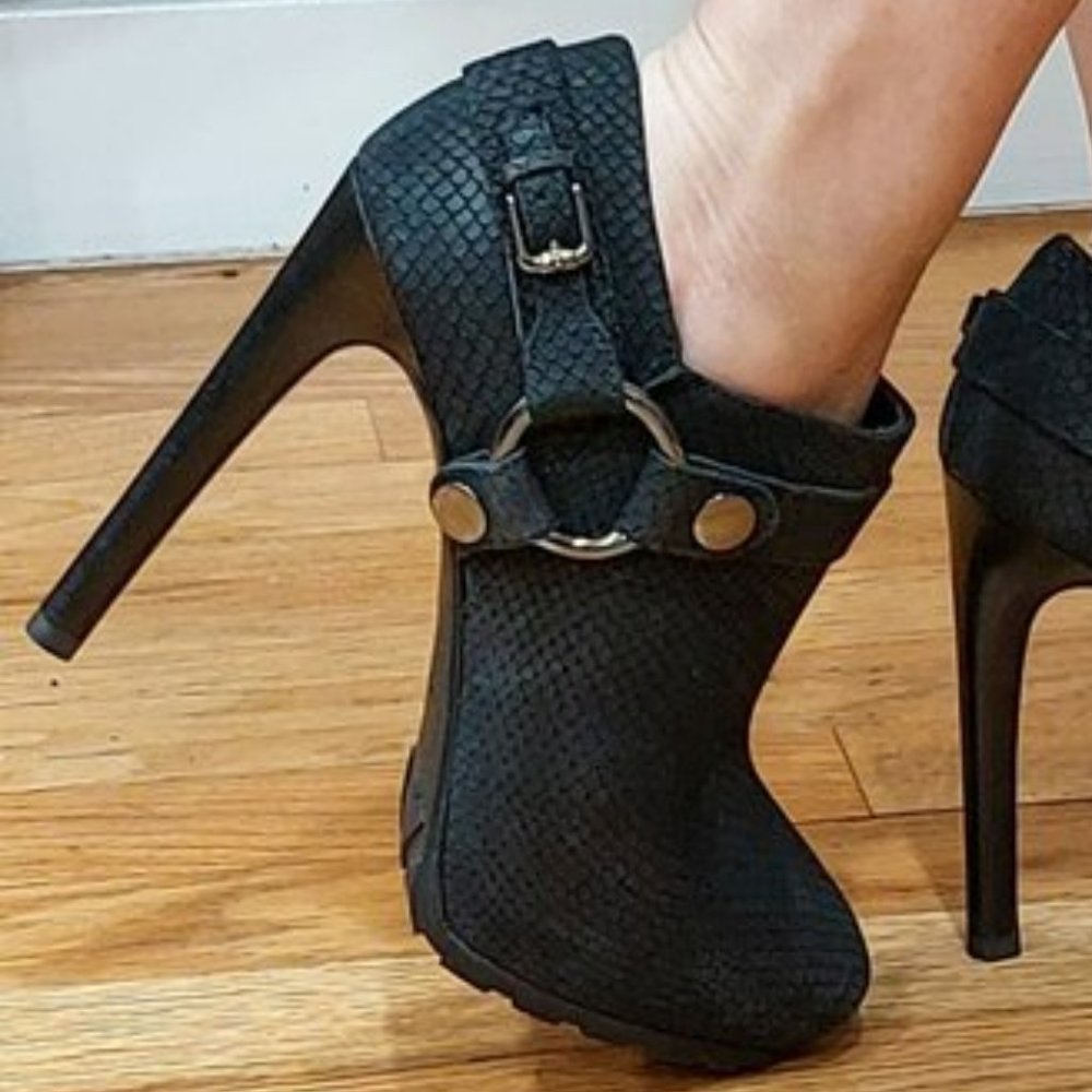 Showstoppervtg Guess "Python" Genuine Leather Sti… - image 2